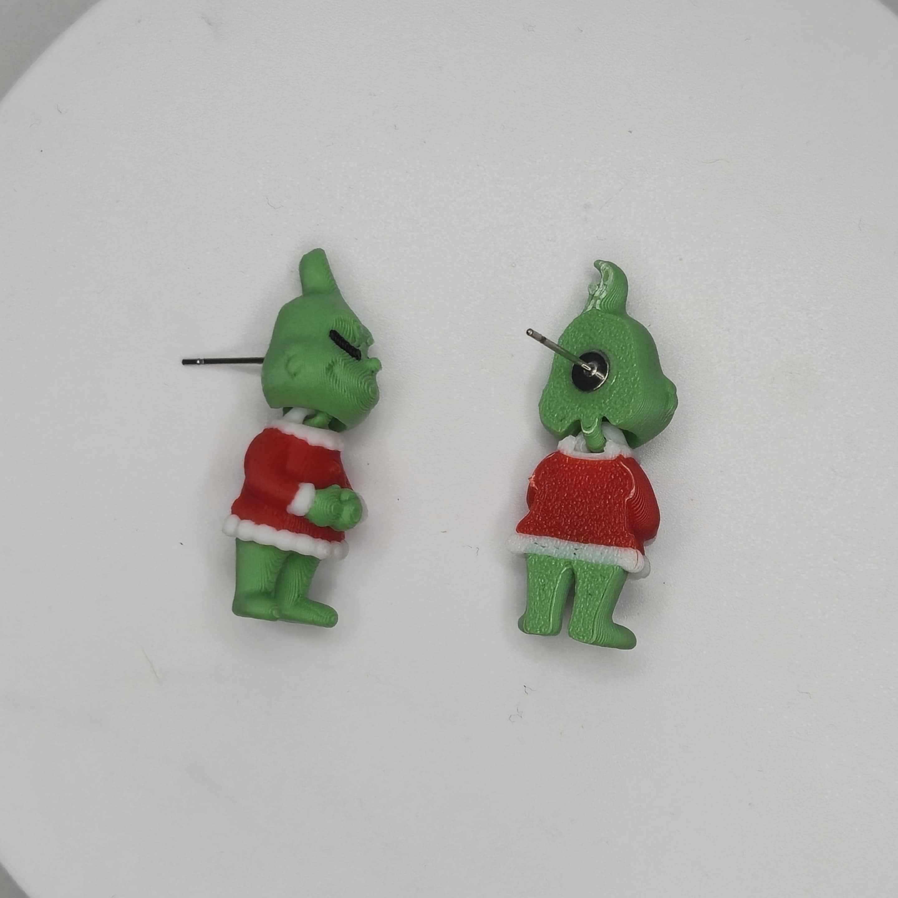 Orecchino decorativo natalizio grinch  – Modello unico e divertente