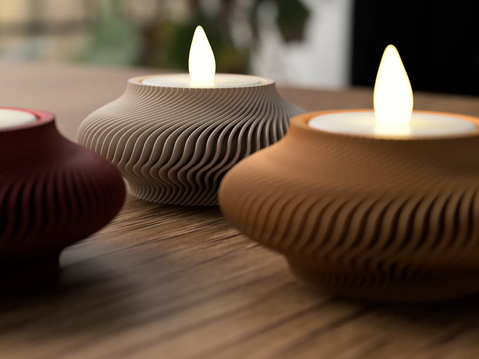 Portacandele decorativo a forma di lanterna, realizzato tramite stampa 3D e pensato per l’utilizzo con luci LED tealight.