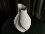 Vaso Decorativo di Design Stampato in 3D – Forma Scultorea e Curve Fluide