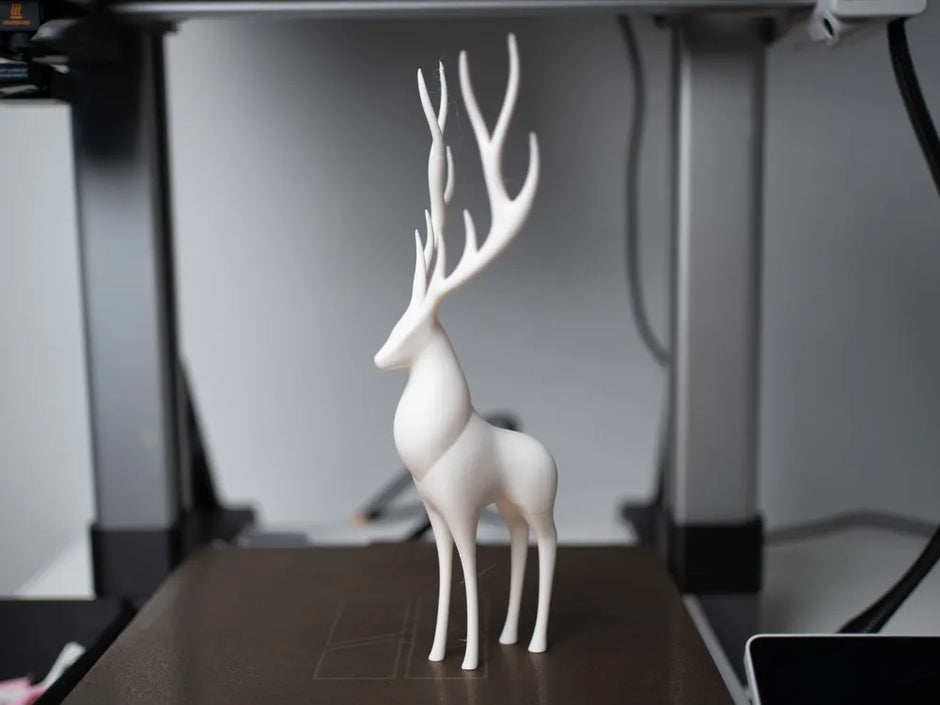 Renna Decorativa in Stampa 3D – Decorazione Invernale Moderna Alta 15,5 cm