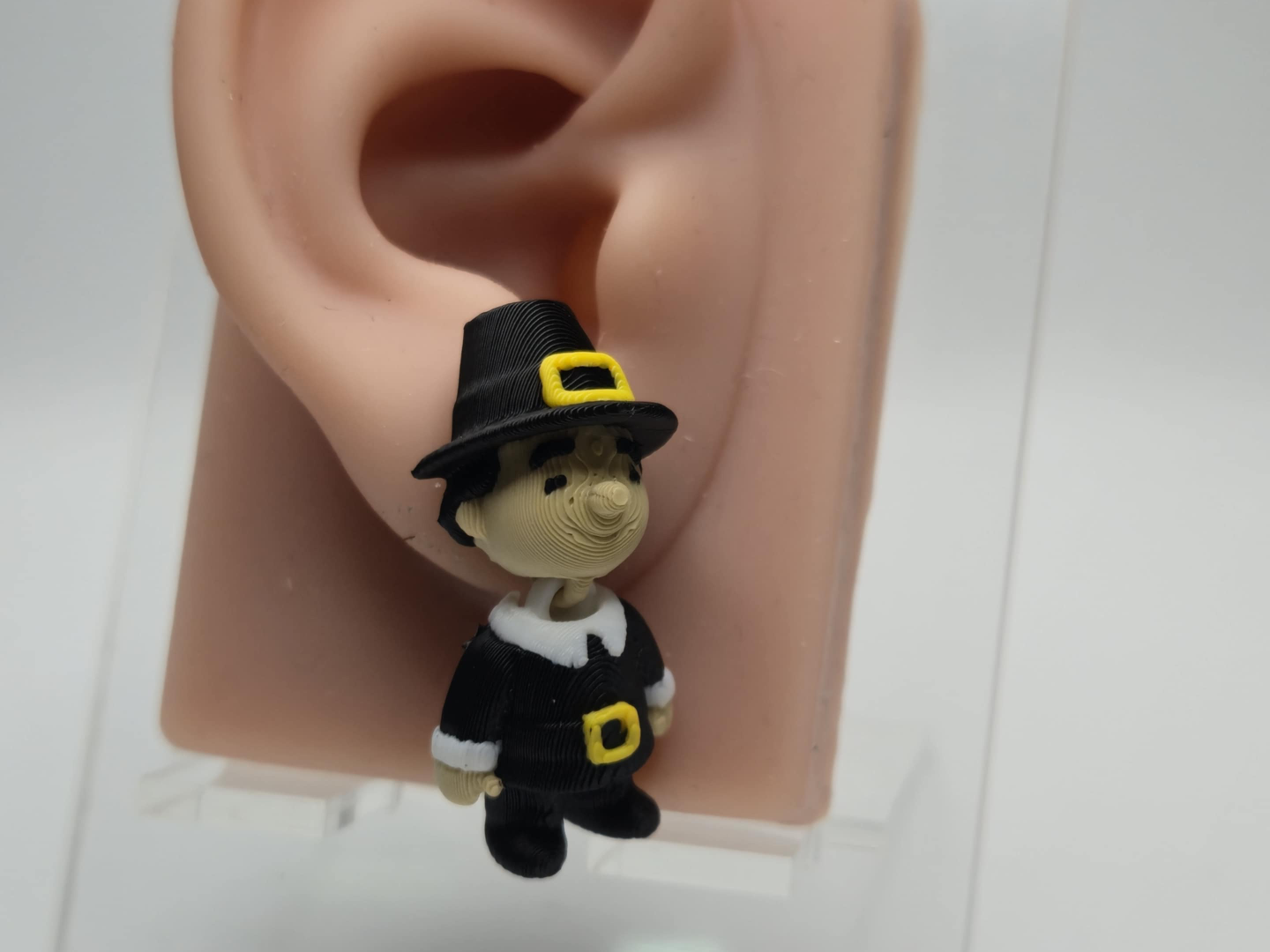 Orecchino decorativo natalizio  – Modello unico e divertente