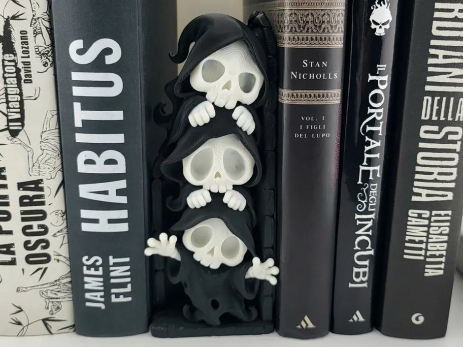 Halloween Fantasma – Angolo Libreria Tristo Mietitore con Teschi
