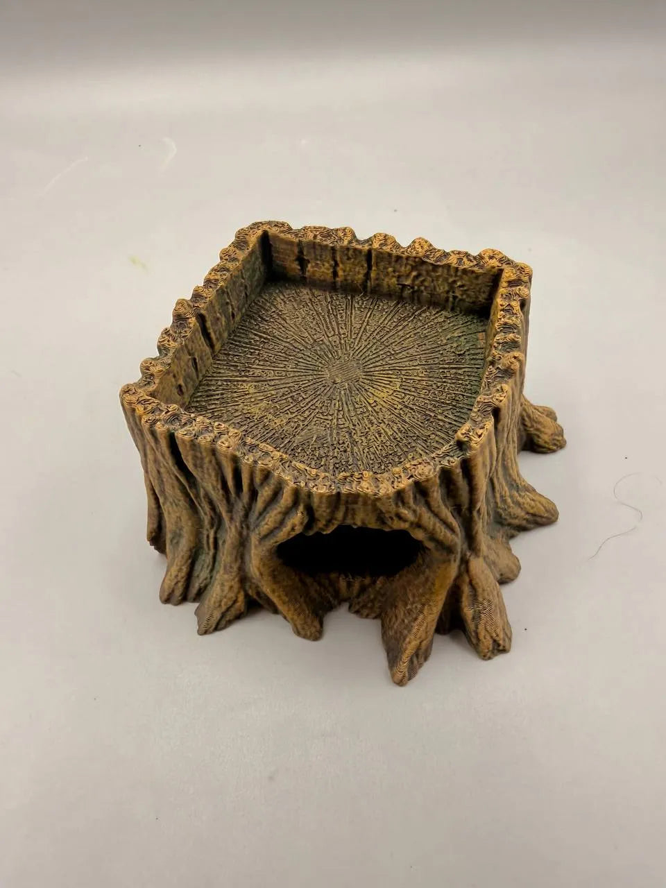 Nascondiglio Angolare per Terrario con Ciotola Integrata, Stampato in 3D