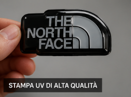 Adesivi UV DTF Personalizzati con Logo | Effetto 3D e Alta Resistenza