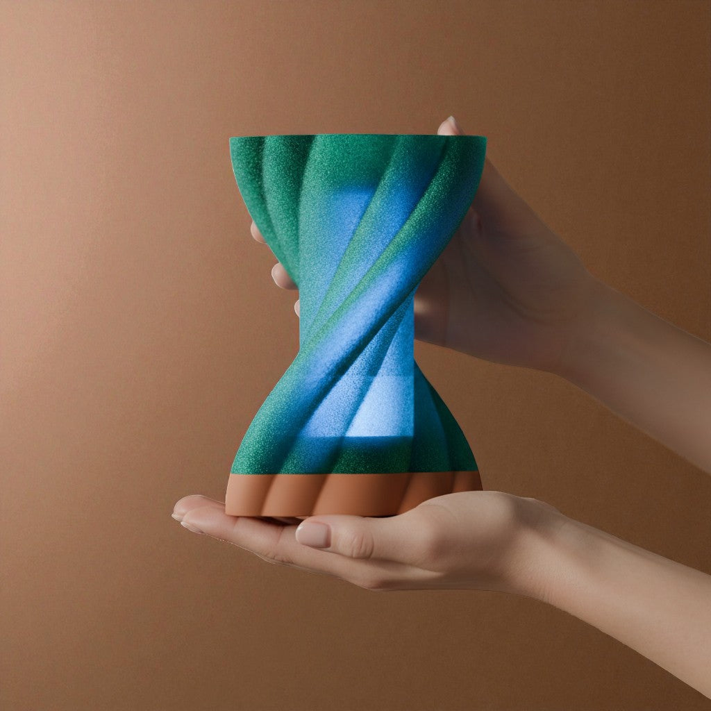 Lampada “Twisted Aurora” – Design Moderno in Stampa 3D | Fatto in Italia