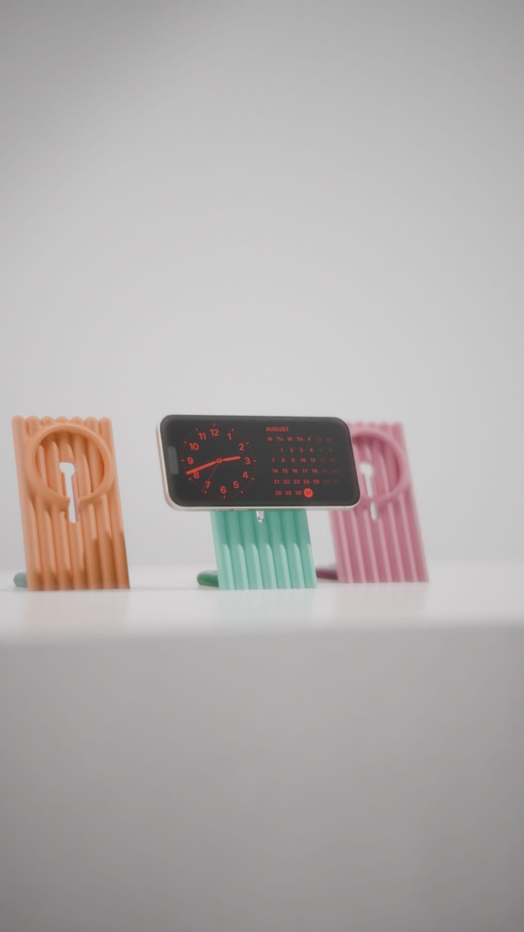 Supporto Smartphone in Stile Moderno – Disponibile in Verde