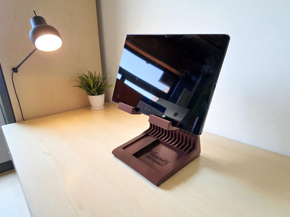 Supporto da tavolo rialsato per tablet effetto legno