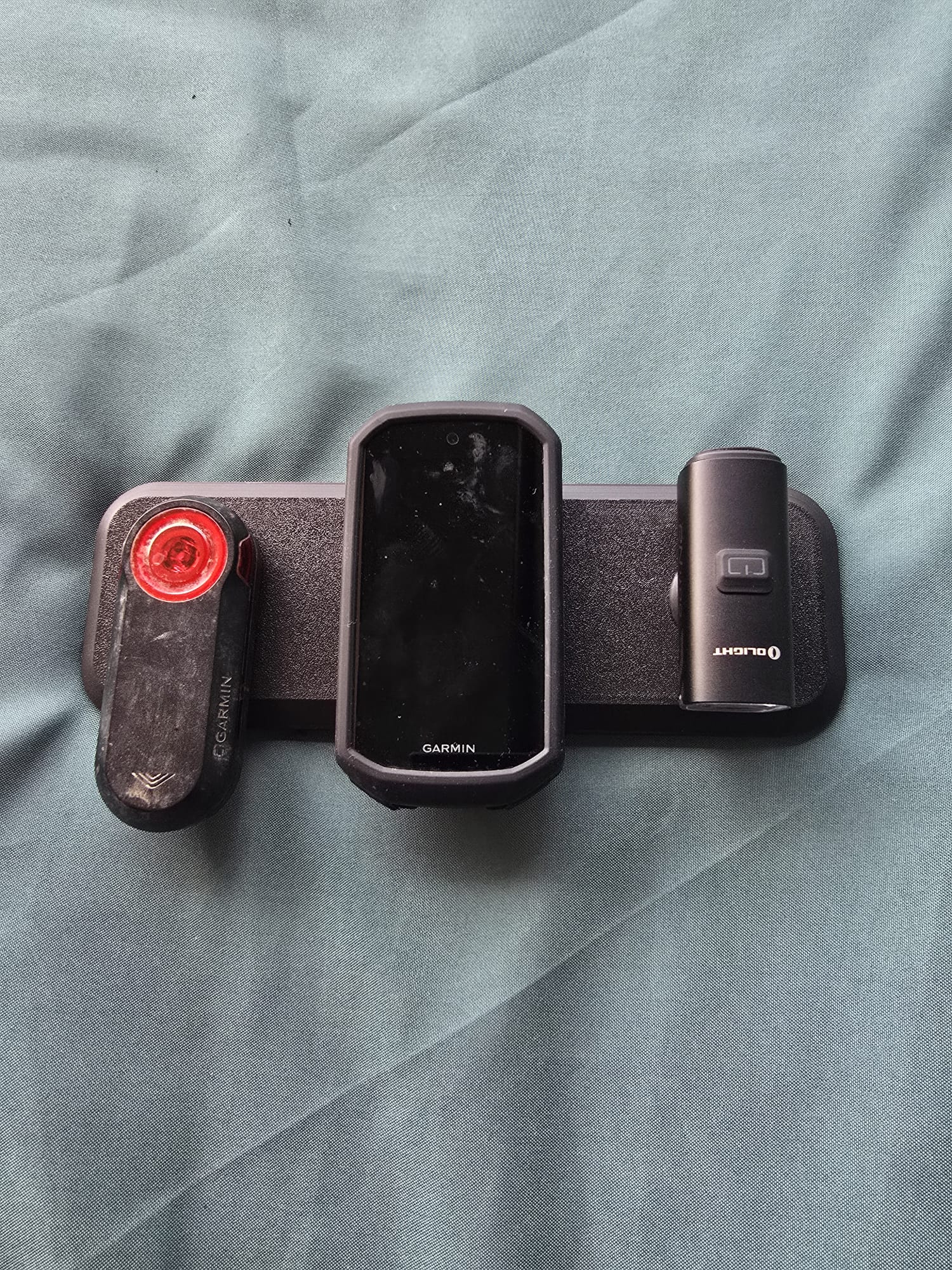 Supporto da Parete per Accessori Bici – Organizer Garmin, Luci e Dispositivi