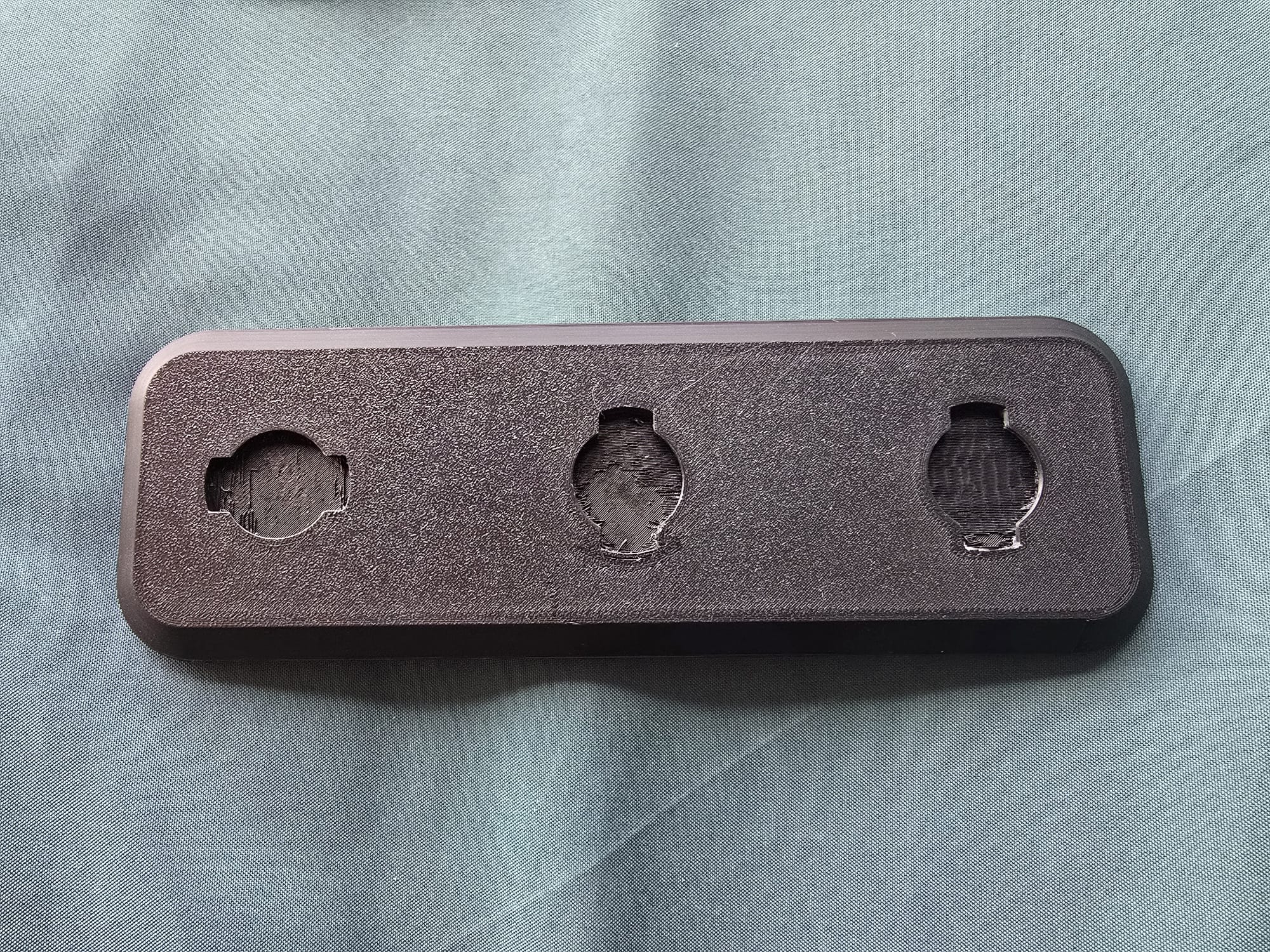 Supporto da Parete per Accessori Bici – Organizer Garmin, Luci e Dispositivi