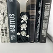Halloween Fantasma – Angolo Libreria Tristo Mietitore con Teschi