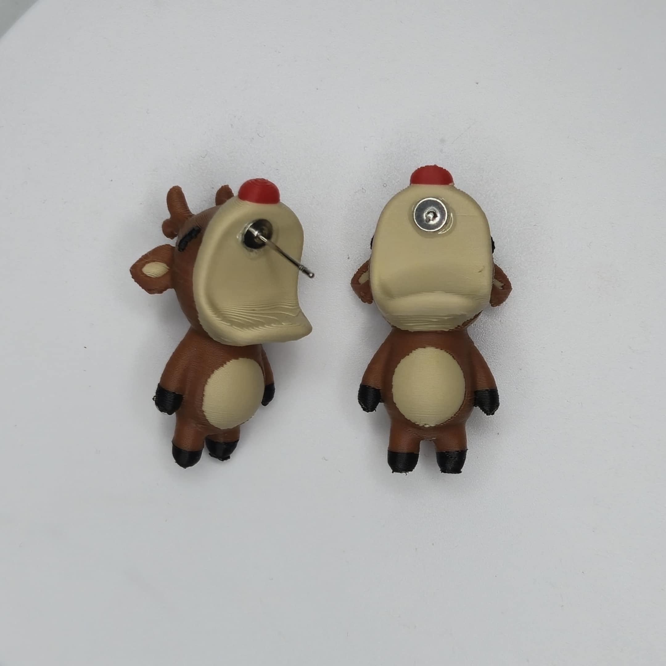 Orecchino decorativo renna natalizia  – Modello unico e divertente