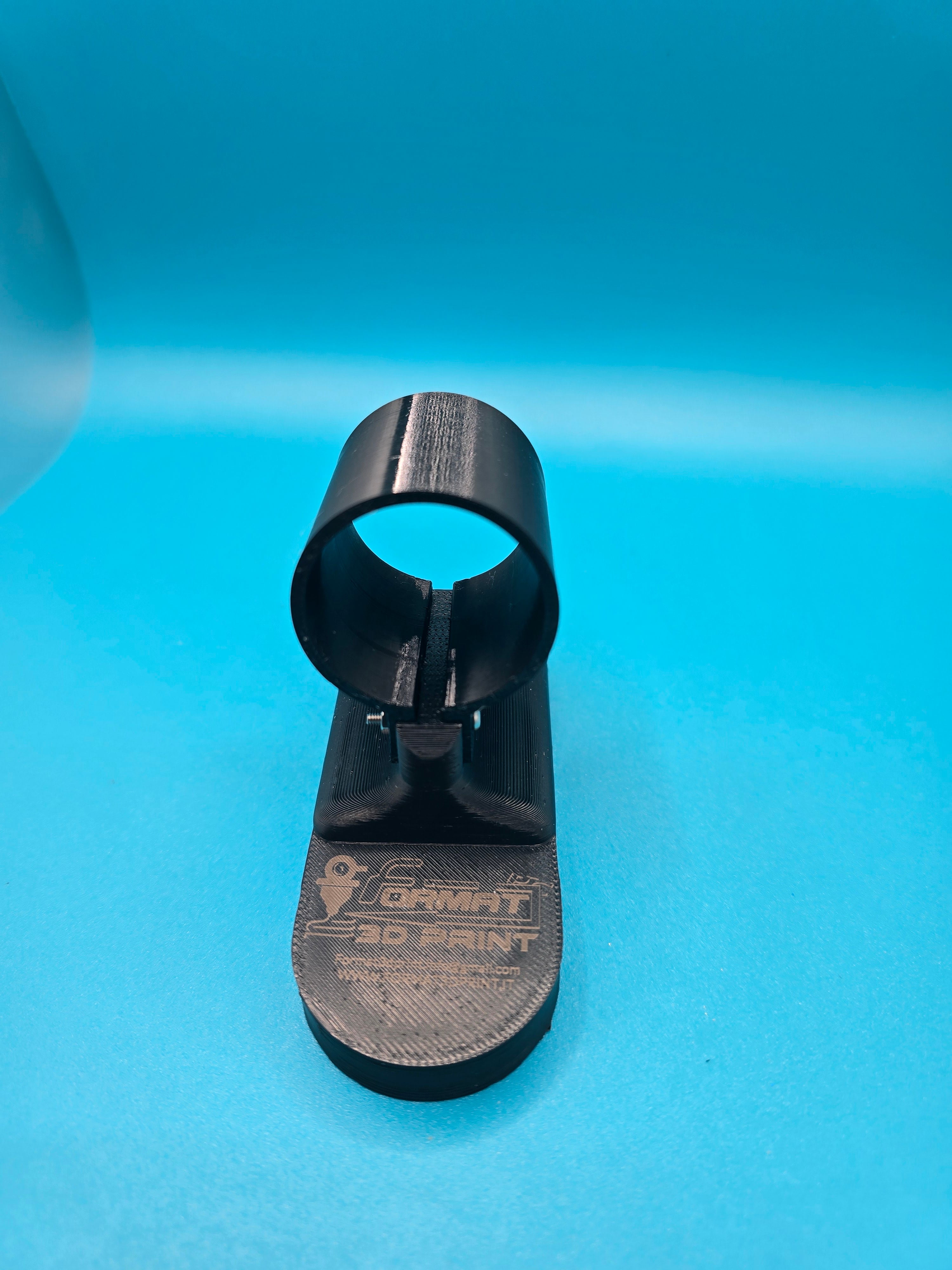 Supporto posteriore per luce radar con vano tracker nascosto – da canotto sella • Stampa 3D in ASA