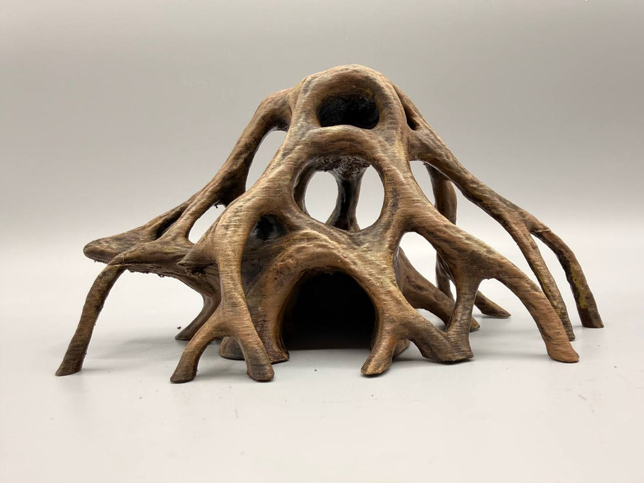 Rifugio decorativo “Radici Naturali” – Stampa 3D dipinta a mano