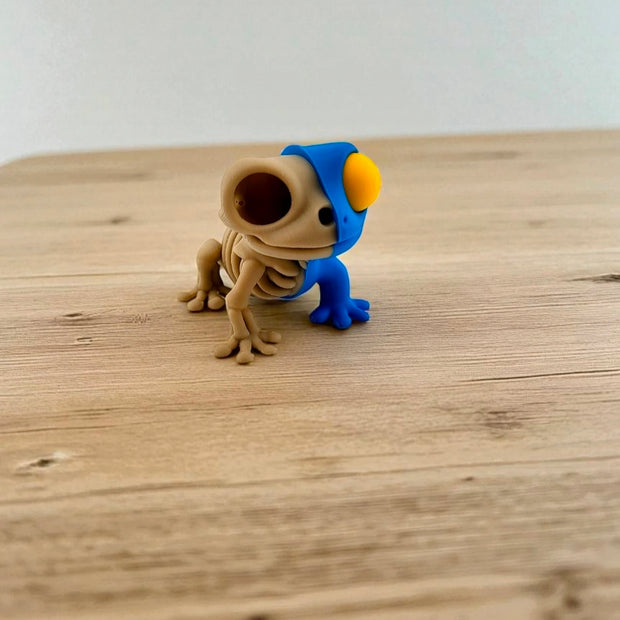 Geco decorativo metà scheletro metà vivo – figura da collezione