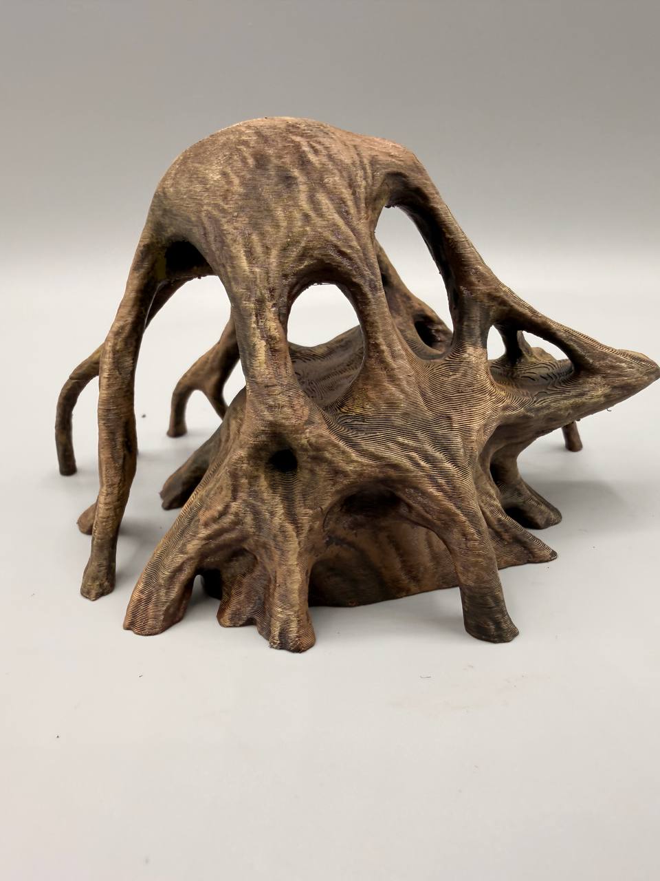 Rifugio decorativo “Radici Naturali” – Stampa 3D dipinta a mano