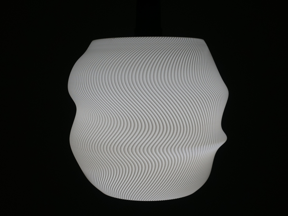 Lampada a sospensione design ondulato – Serie Poly V3