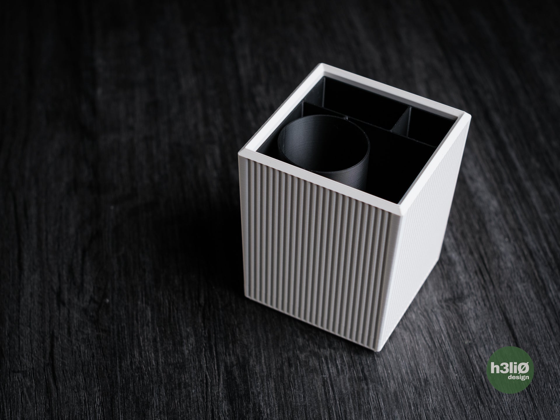 Clarit • Pen Holder – Portapenne moderno minimalista