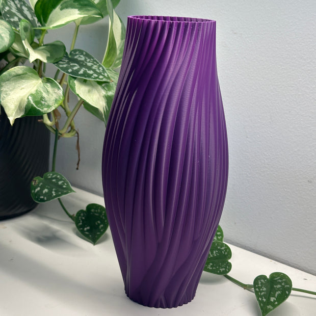 Vaso decorativo moderno in stampa 3D – Viola twist