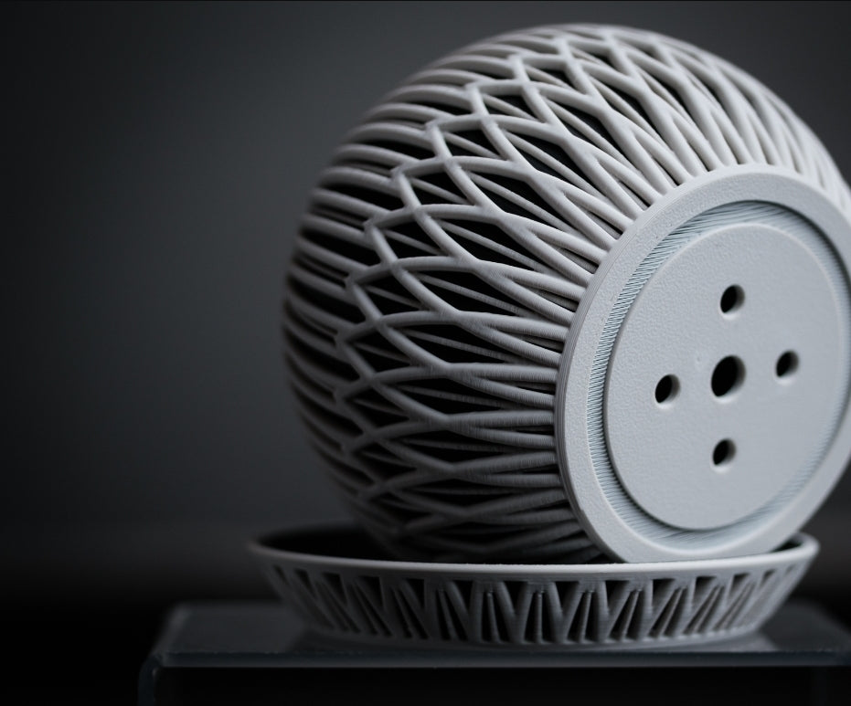 Vaso Zyra – Design moderno stampato in 3D (H 100 mm)