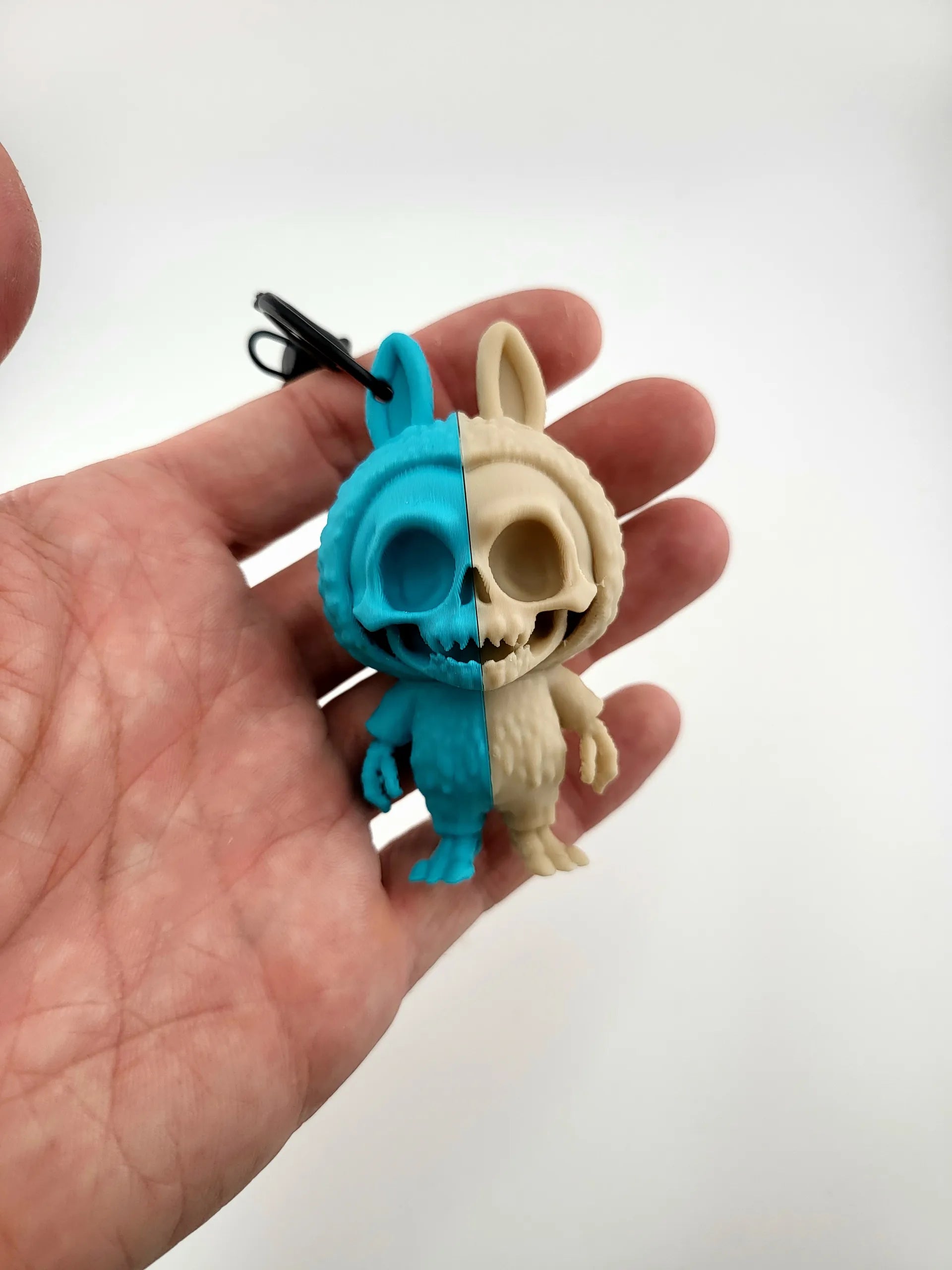 Portachiavi labubu Half & Half – Cute & Creepy