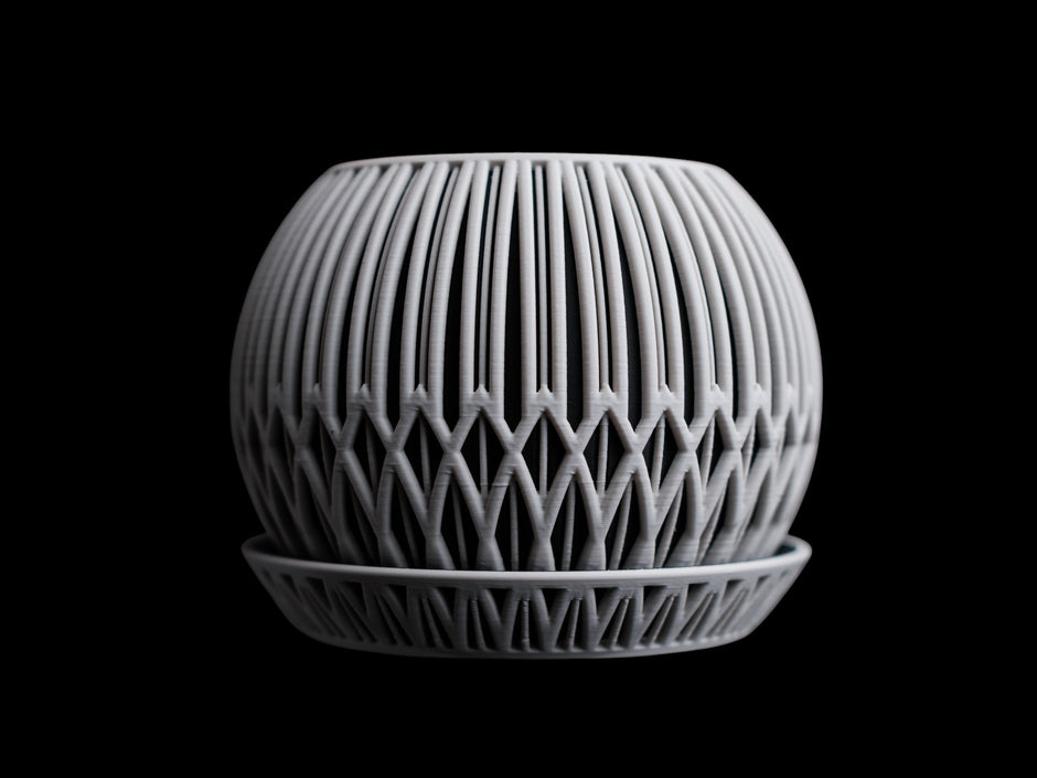 Vaso geometrico in stampa 3D con sottovaso